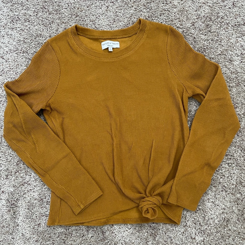 Texture & Thread Jacquard Knot-Front Top